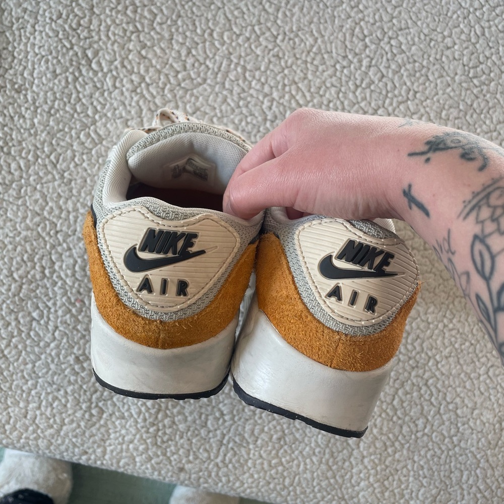 Nike Air Max 90 Animal Print 🧡 - Picture 7 of 9
